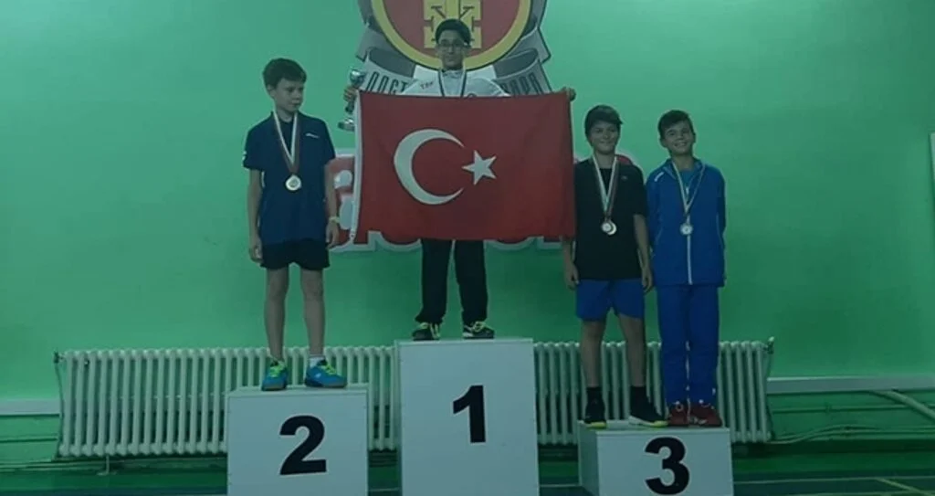 CANİKLİ SPORCULAR BULGARİSTAN'I SALLADI