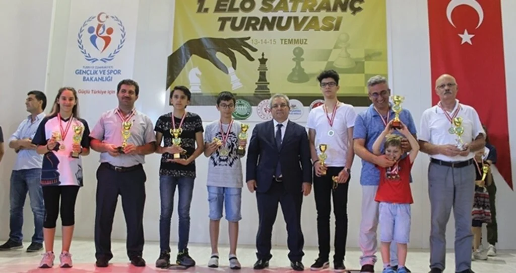 Çarşamba'da Satrançta ödüller verildi