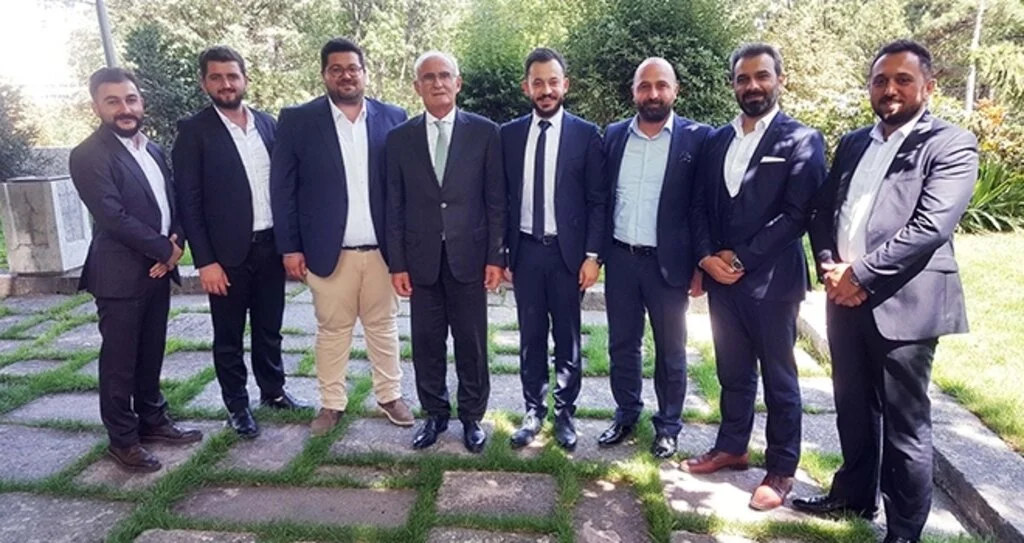 Çarşambalı genç iş insanlarına övgü