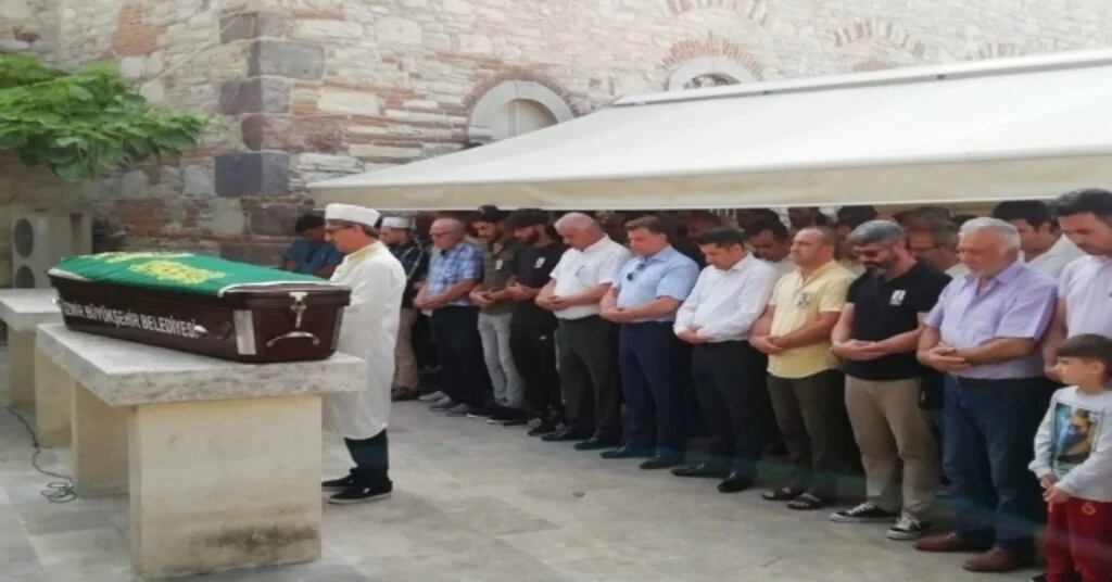 Cemal Öğretmenin Ölümü Eğitim Camiasını Üzdü
