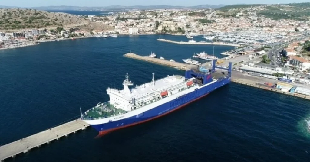 Çeşme - Atina Arabalı Feribot Seferleri Başladı
