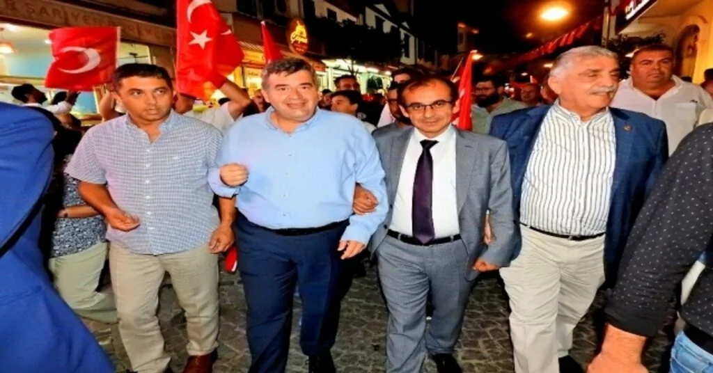 Çeşmede Demokrasi Ve Milli Birlik Etkinliği Düzenlendi