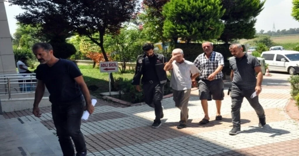 Ceyhanda Sahte İçki Operasyonu: 3 Gözaltı