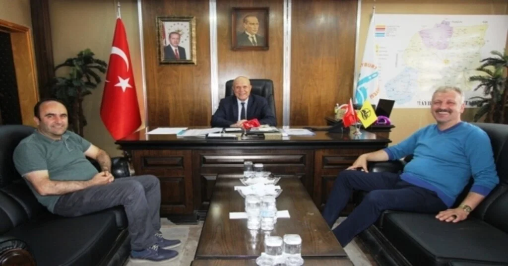 Cumhurbaşkanı Başdanışmanı Saraldan Başkan Pekmezciye Ziyaret