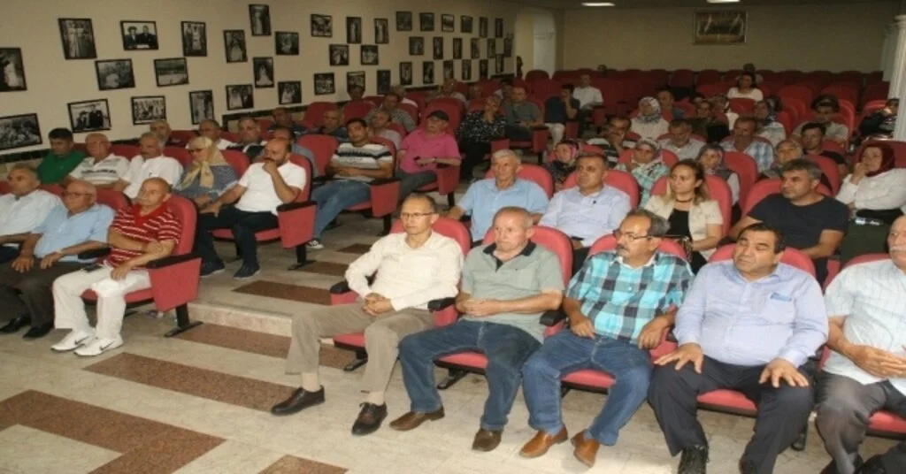 Devrek Tarım İlçe Müdürlüğünden Devrekli Çiftçilere Bilgilendirme Toplantısı