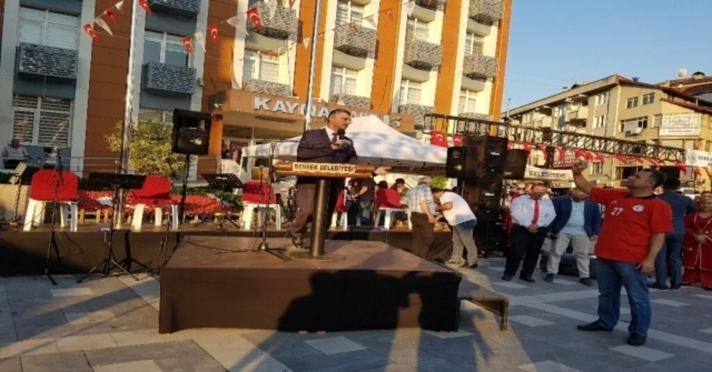 Devrekte Baston Ve Kültür Festival Meşalesi Ateşlendi