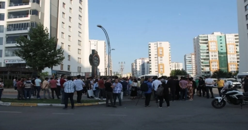 Diyarbakırda Avukatlar Bireysel Silahlanmaya ‘Hayır Dedi