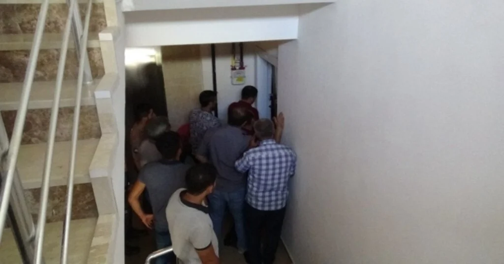Diyarbakırda Evde Alkol Alıp Sızan Şahıs, Ekipler Hareketlendirdi