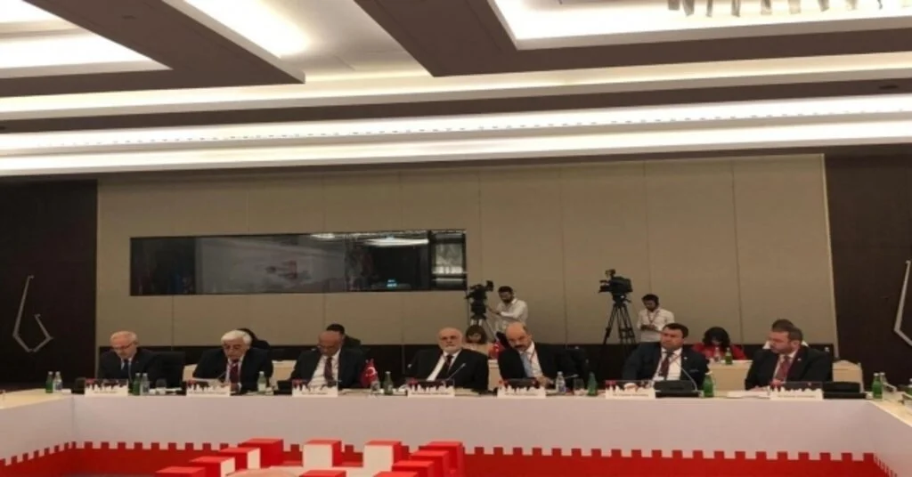 Domuz Avında Sırtından Vuruldu