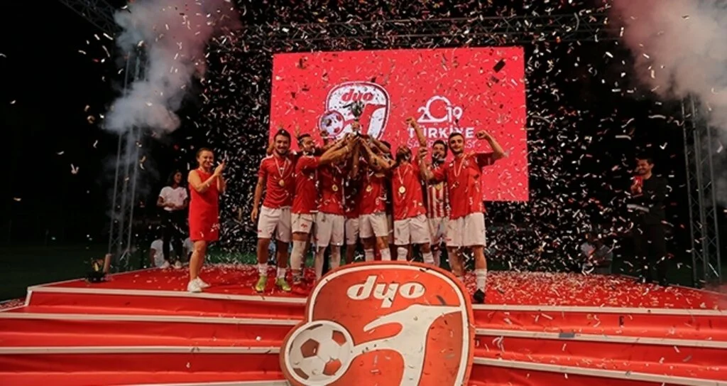 DYO USTA LİGİNDE ŞAMPİYON TRABZON OLDU