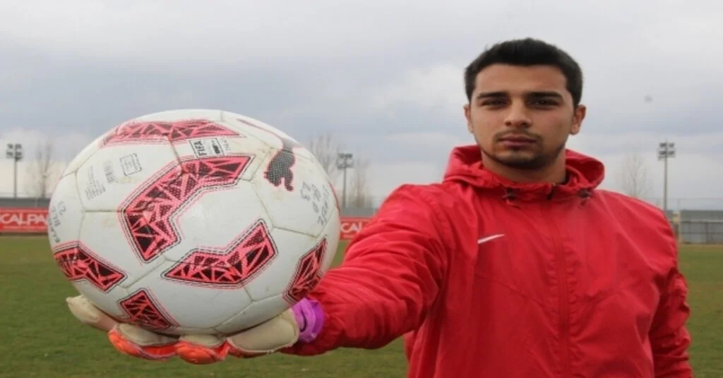 Elazığ Belediyespor Eski Kalecisini Aldı