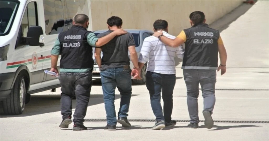 Elazığda Uyuşturucu Operasyonu: 2 Gözaltı