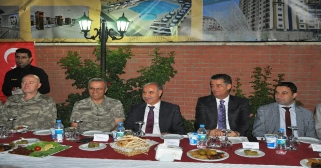 Emniyet Genel Müdürü Mehmet Aktaşa Şırnakta Veda Yemeği Düzenlendi