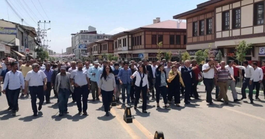 Erciş Belediyesinden 3 Cadde Açılışı