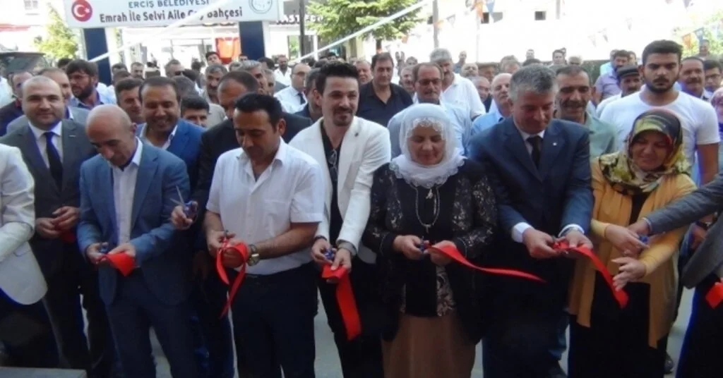 Ercişte Mobilya Mağazası Açılışı