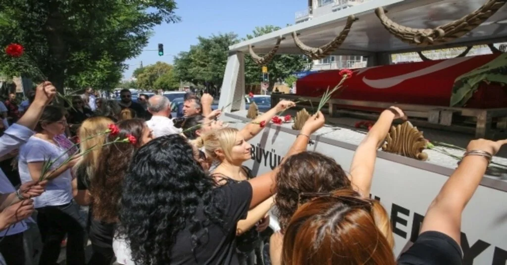 Eski Bakan Işılay Saygına Buca Belediyesinde Son Görev