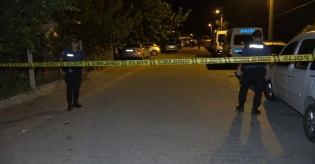 Eski Kocasını Cinayetten İhbar Etti, Bahçeden Ceset Parçaları Çıktı