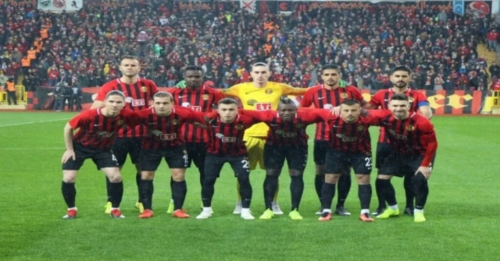 Eskişehirspor Genç Yıldızlarını Elinde Tutmak İstiyor