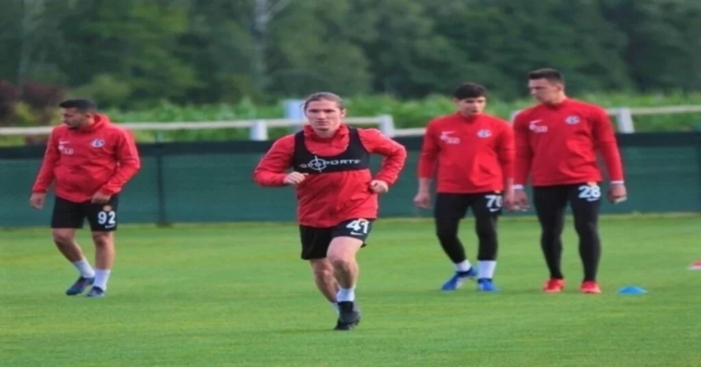 Eskişehirsporun Yıldızı İçin Beşiktaş Ve Galatasaray Nabız Yokladı
