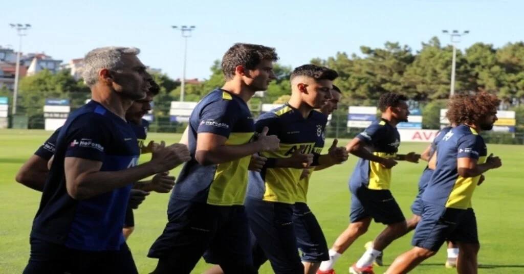 Fenerbahçede Yeni Sezon Hazırlıkları Sürüyor