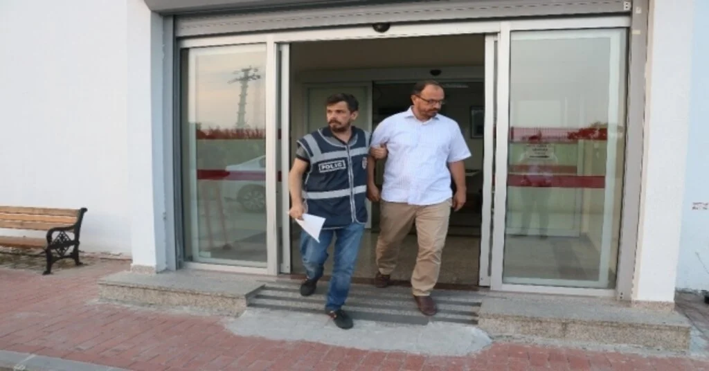 Fetöden İhraç Edilen Polislere Şafak Vakti Operasyon