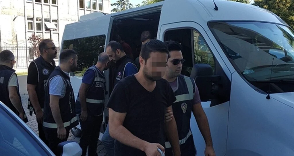 FETÖ'nün adliye mahrem yapılanmasında 8 şahıs adliyede