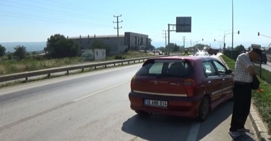 Frenleri Tutmayınca Karşı Şeride Geçti