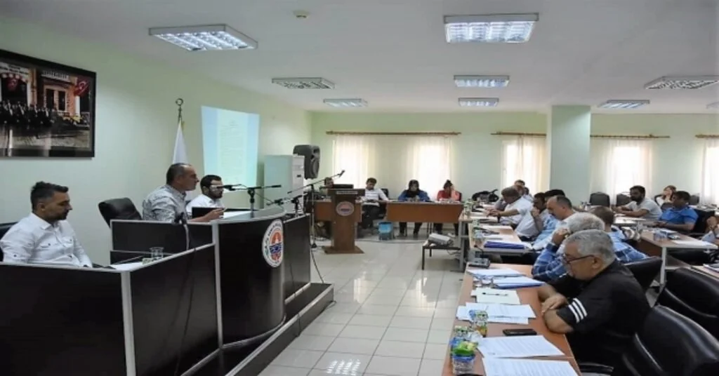 Gemlik Belediye Meclisinde Kapalı Pazar Yeri Konuşuldu
