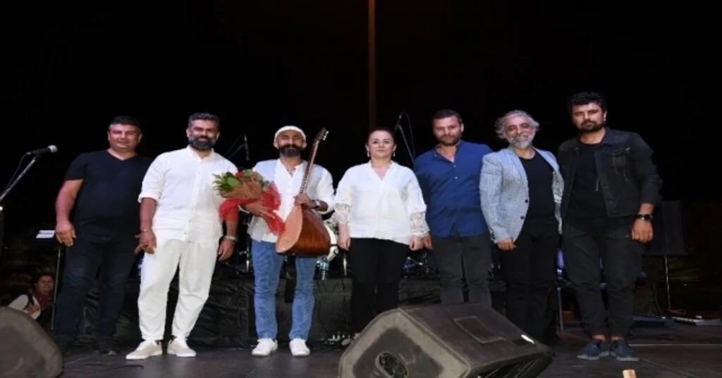 Grup Mecazdan Unutulmaz Gece