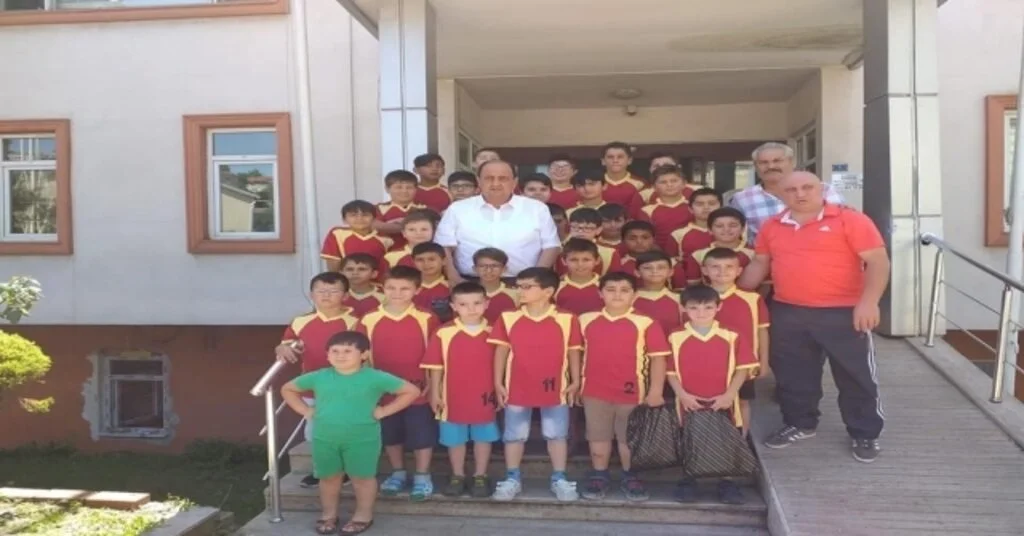 Gülüçte Yaz Futbol Okulu Açıldı