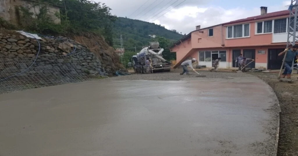 Gürgentepeye Beton Yol