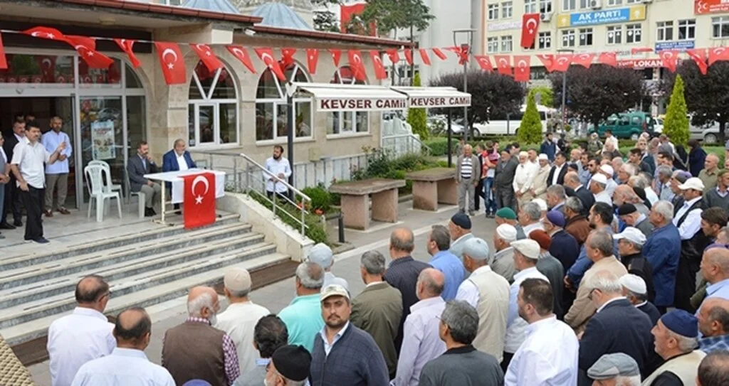 Havza'da 60 hacı adayı kutsal topraklara uğurlandı.