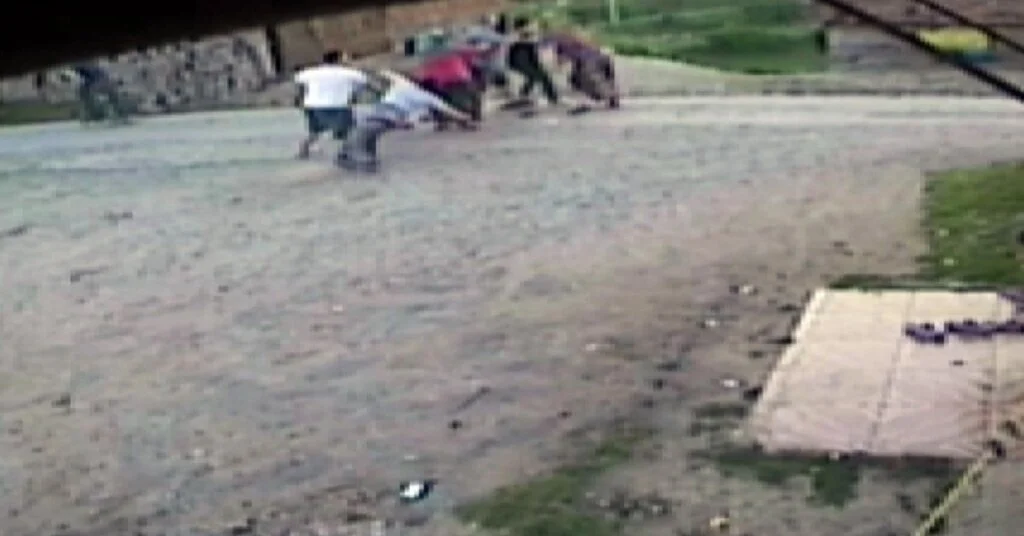 Hayvanları Yanlış Ahıra Giren İki Aile Birbirine Girdi