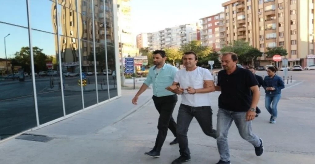 İki Bavul Altınla Kaçtığı İddia Edilen Sarraf Ve Kız Arkadaşı Tutuklandı
