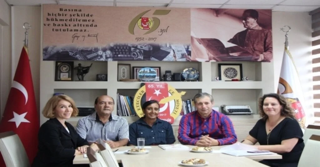 İngiliz Müsteşar Eskişehirde Gazetecilerle Buluştu
