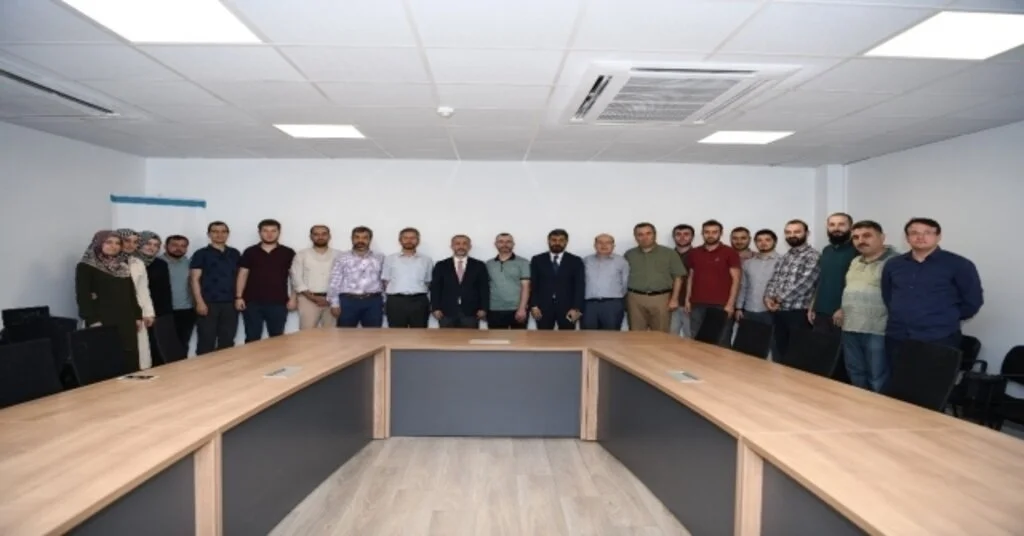 İsefamda Devir Teslim Töreni Yapıldı