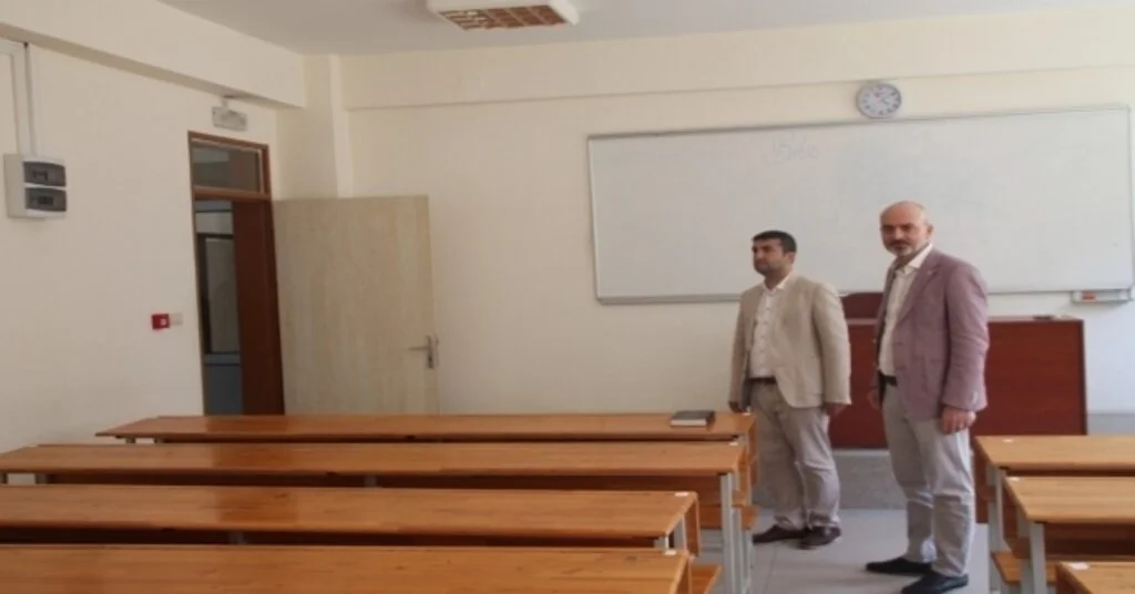Işık, Denizcilik Fakültesi Çalışmalarına Devam Ediyor