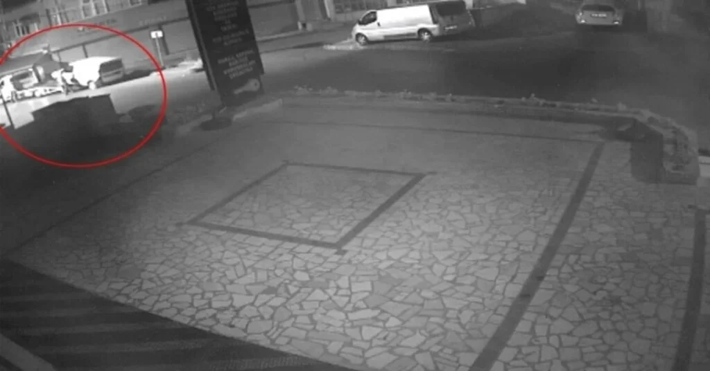 İstanbulda Otomobilleri Çekiciye Yükleyerek Çalan Şahıs Yakalandı