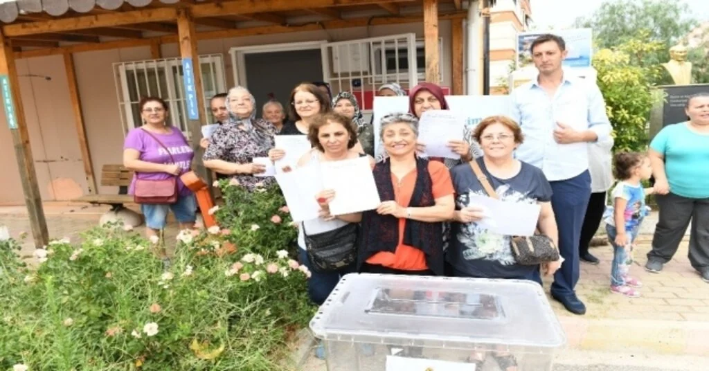 İzmirin 26 Mahallesinde Muhtarlıklara Sandık Kuruldu, İşte Nedeni
