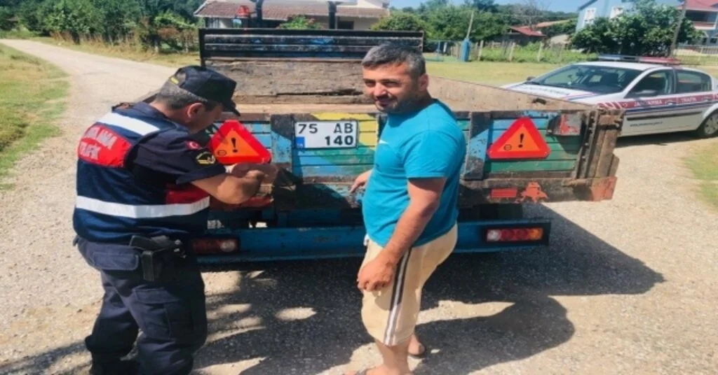 Jandarmadan Reflektör Uygulaması