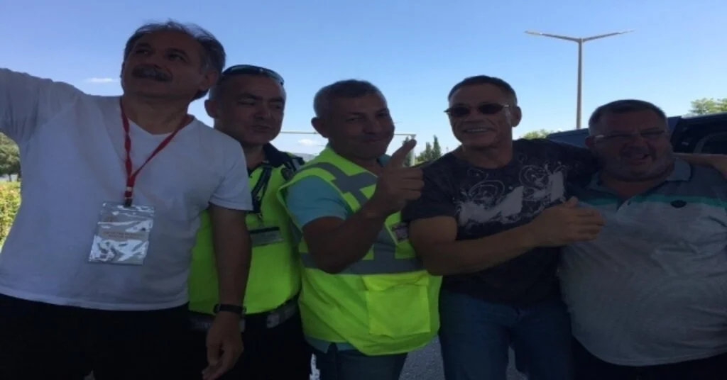 Jean Claude Van Damme Bodrumdan Vaz Geçemiyor