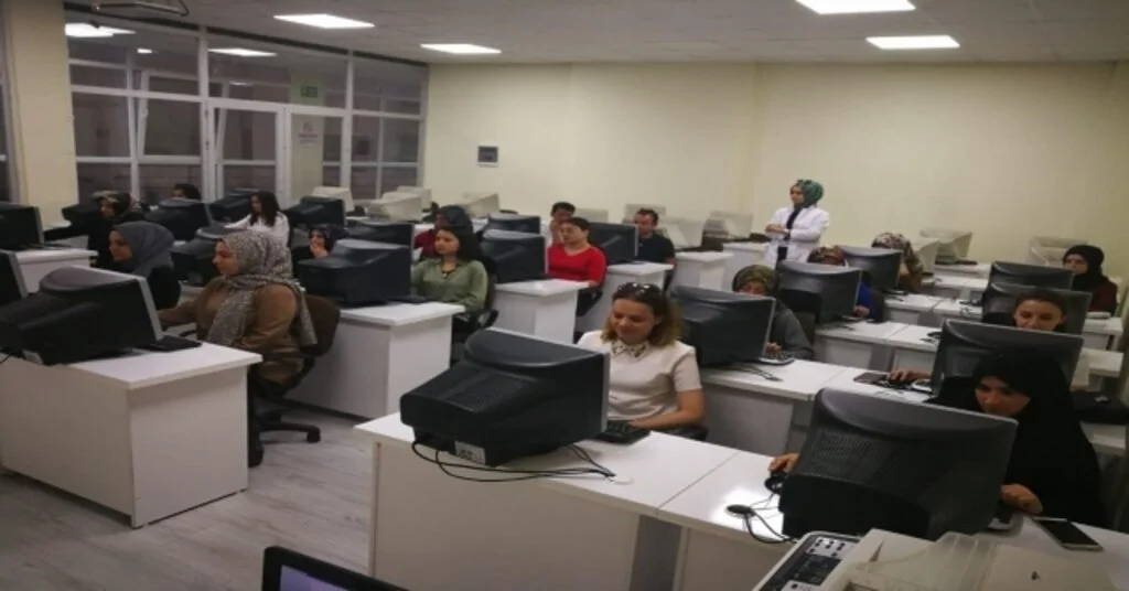 Kapemden Ücretsiz Bilgisayar Kursu
