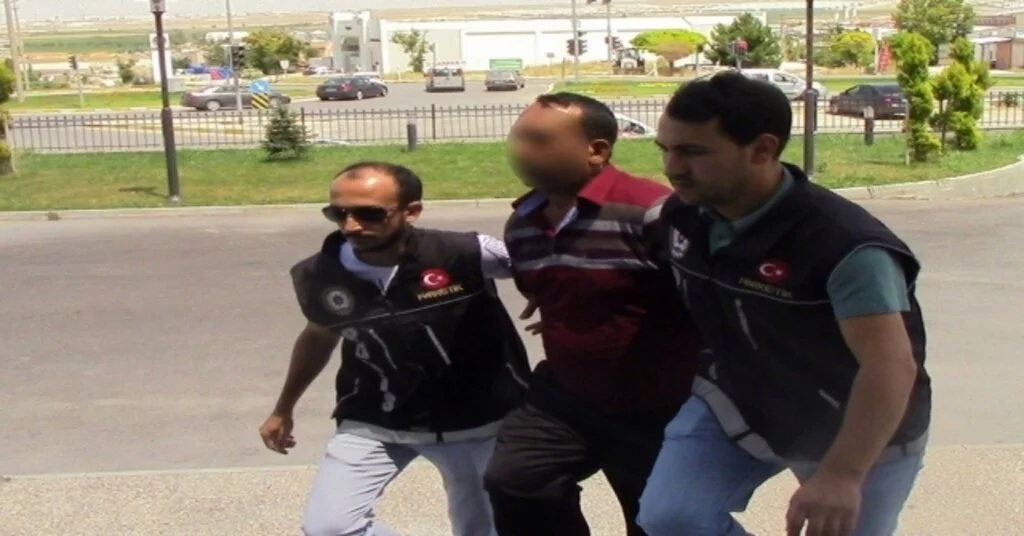Karamanda Uyuşturucudan Gözaltına Alınan Şahıs Adliyeye Sevk Edildi