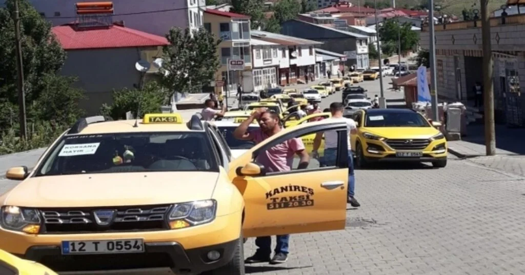 Karlıovada Taksiciler Kontak Kapattı