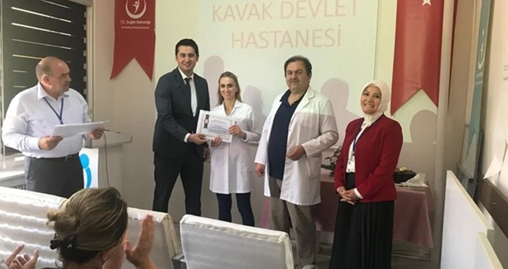 Kavak'ta Başarılı Personel Ödüllendirildi 