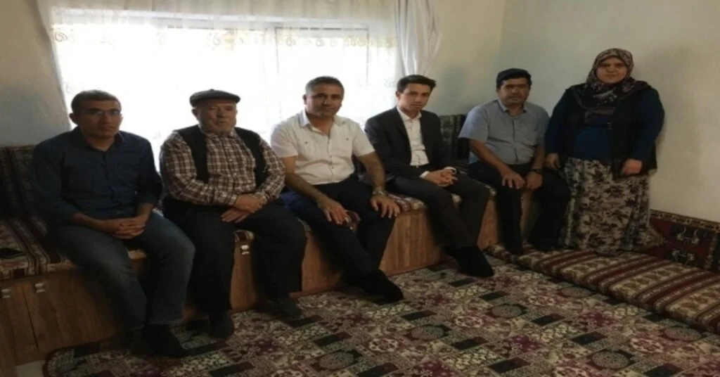 Kaymakam Gülyerden Şehit Ailelerine Ziyaret