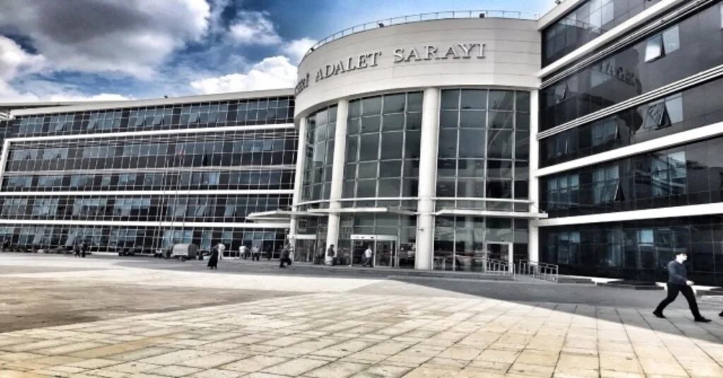 Kayseri Adliyesi Sessizliğe Büründü