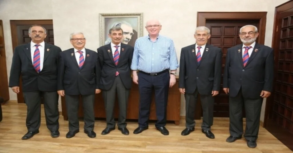 Kazım Kurt: “Gazilerimiz Onurumuzdur”