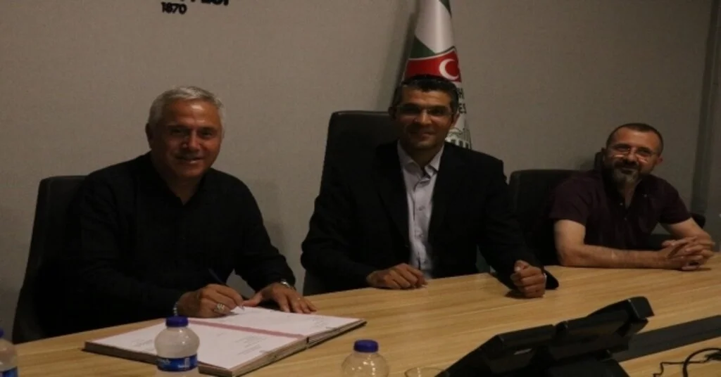 Kırşehir Belediyespor, Teknik Patron Ercümend Hülakü Coşkundere İle Yollarını Ayırdı
