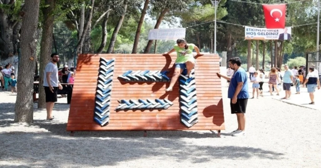 Komando Gibi Tırmanıp, Suda Yürüyüş Yaptılar